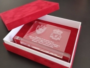 proizvodi-od-klirita-pk-plakete-plaketa-sa-lux-kutijom